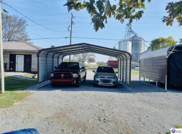 Summersville Road, Greensburg, Kentucky 42743, ,1 BathroomBathrooms,For Sale,Summersville Road,HK24004198