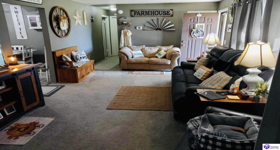 Summersville Road, Greensburg, Kentucky 42743, ,1 BathroomBathrooms,For Sale,Summersville Road,HK24004198