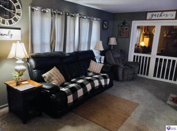 Summersville Road, Greensburg, Kentucky 42743, ,1 BathroomBathrooms,For Sale,Summersville Road,HK24004198