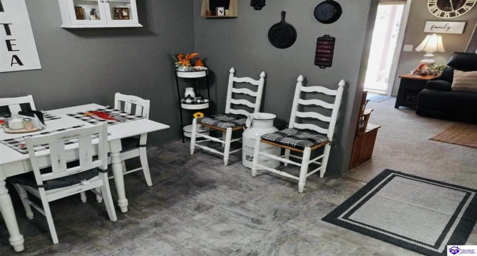 Summersville Road, Greensburg, Kentucky 42743, ,1 BathroomBathrooms,For Sale,Summersville Road,HK24004198