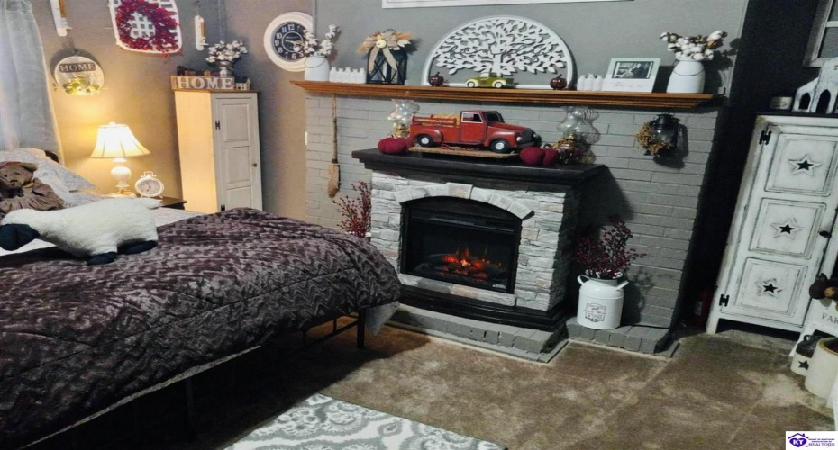 Summersville Road, Greensburg, Kentucky 42743, ,1 BathroomBathrooms,For Sale,Summersville Road,HK24004198