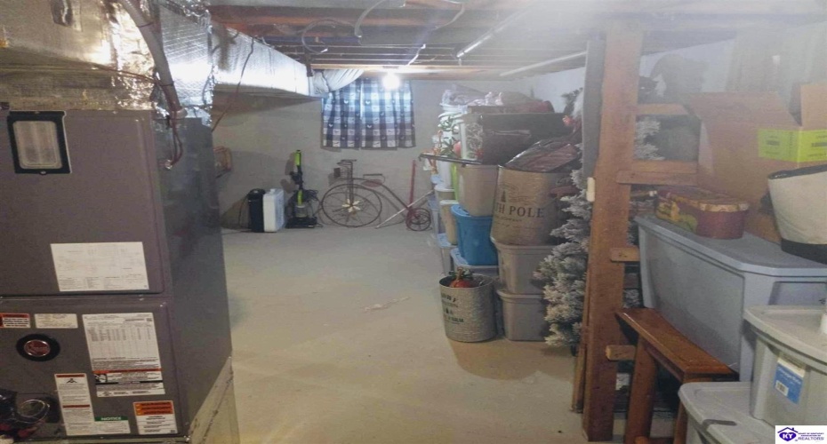 Summersville Road, Greensburg, Kentucky 42743, ,1 BathroomBathrooms,For Sale,Summersville Road,HK24004198