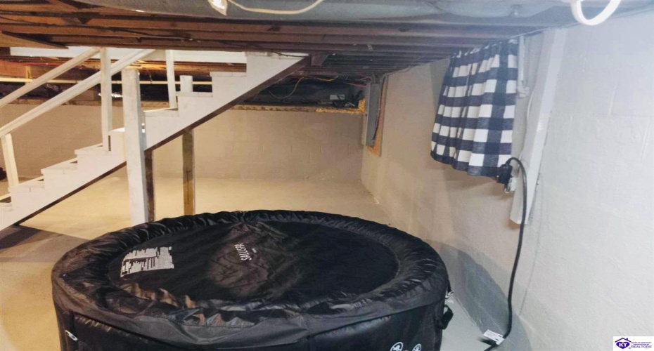 Summersville Road, Greensburg, Kentucky 42743, ,1 BathroomBathrooms,For Sale,Summersville Road,HK24004198