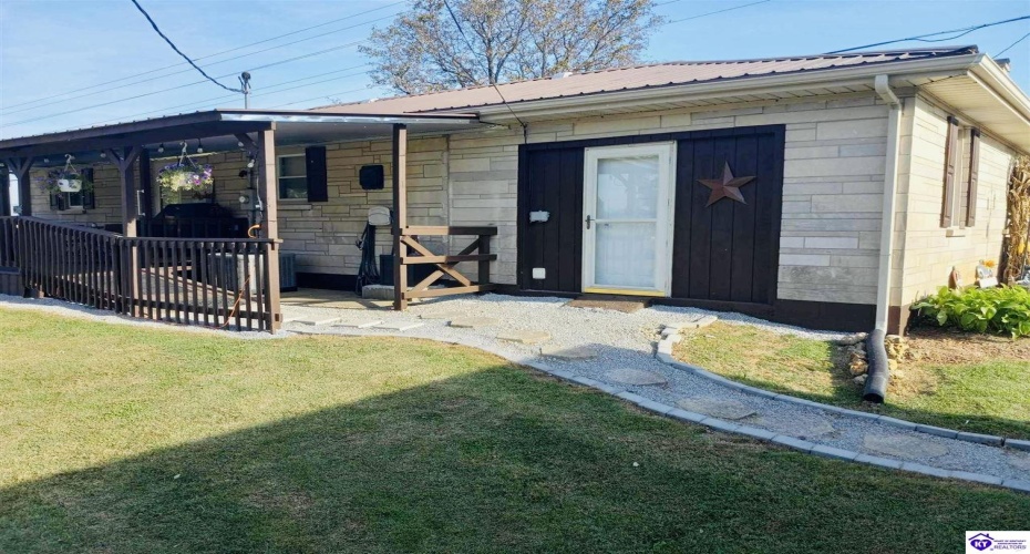 Summersville Road, Greensburg, Kentucky 42743, ,1 BathroomBathrooms,For Sale,Summersville Road,HK24004198