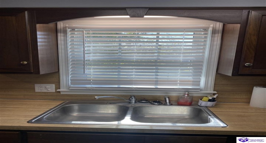 Greenbriar Court, Campbellsville, Kentucky 42718, ,1 BathroomBathrooms,For Sale,Greenbriar Court,HK24004201