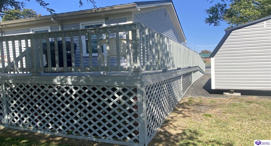 Greenbriar Court, Campbellsville, Kentucky 42718, ,1 BathroomBathrooms,For Sale,Greenbriar Court,HK24004201