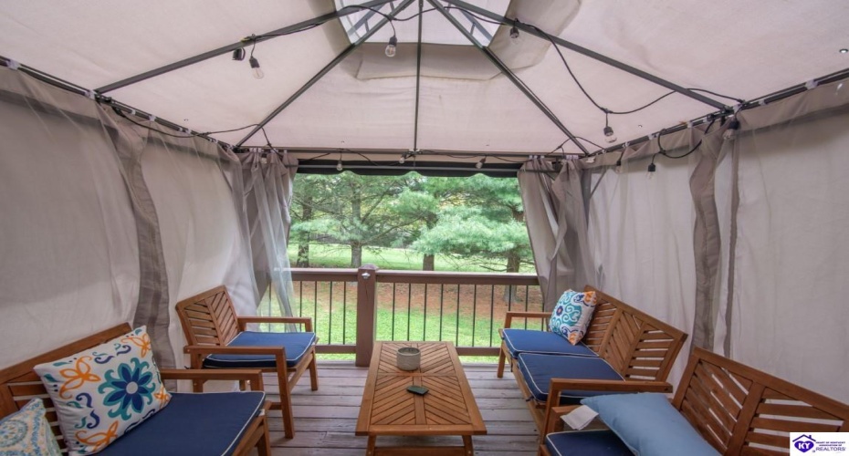 St Andrews Road, Brandenburg, Kentucky 40108, ,4 BathroomsBathrooms,For Sale,St Andrews Road,HK24001424