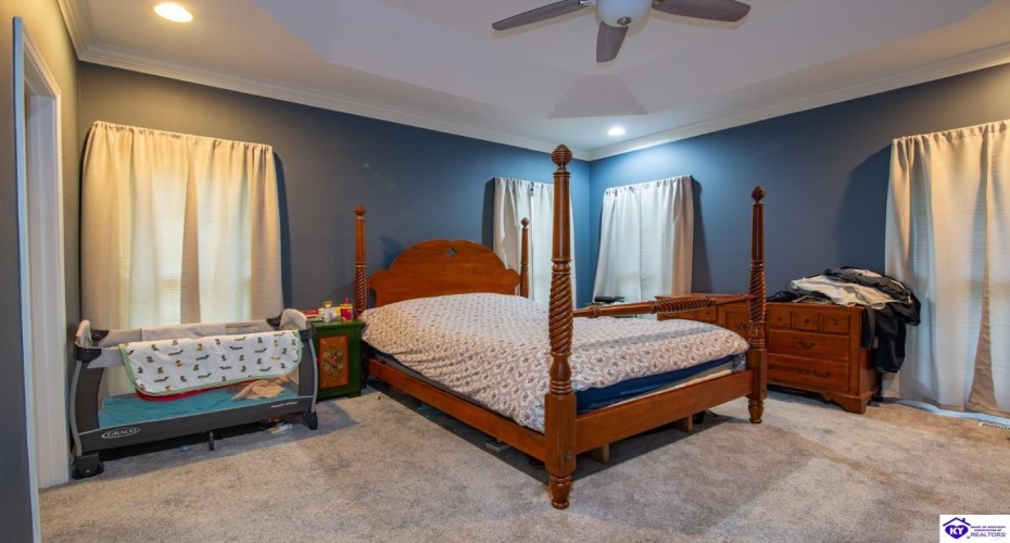 St Andrews Road, Brandenburg, Kentucky 40108, ,4 BathroomsBathrooms,For Sale,St Andrews Road,HK24001424