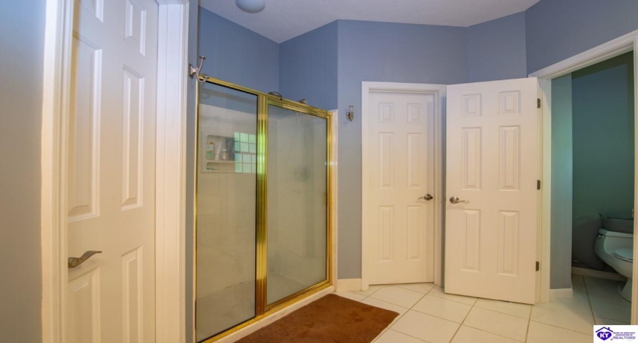 St Andrews Road, Brandenburg, Kentucky 40108, ,4 BathroomsBathrooms,For Sale,St Andrews Road,HK24001424