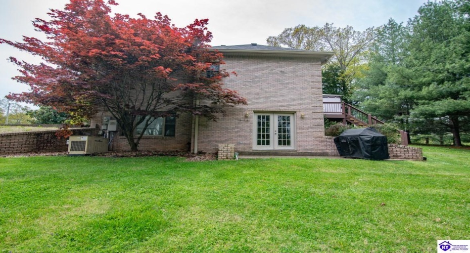 St Andrews Road, Brandenburg, Kentucky 40108, ,4 BathroomsBathrooms,For Sale,St Andrews Road,HK24001424