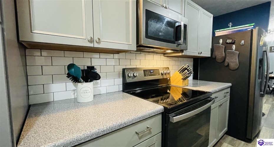 Cheyenne Drive, Campbellsville, Kentucky 42718, ,2 BathroomsBathrooms,For Sale,Cheyenne Drive,HK24003600