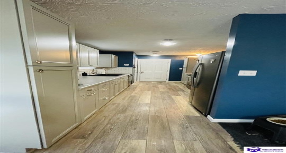 Cheyenne Drive, Campbellsville, Kentucky 42718, ,2 BathroomsBathrooms,For Sale,Cheyenne Drive,HK24003600