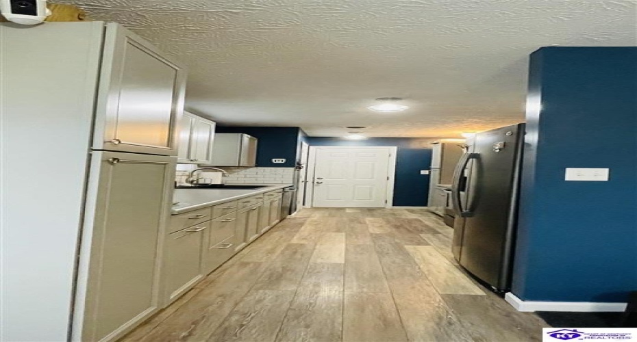 Cheyenne Drive, Campbellsville, Kentucky 42718, ,2 BathroomsBathrooms,For Sale,Cheyenne Drive,HK24003600