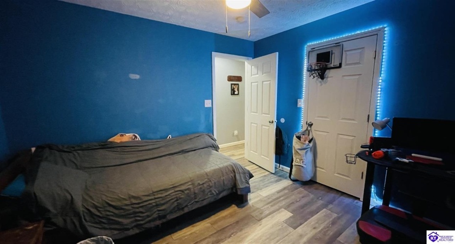 Cheyenne Drive, Campbellsville, Kentucky 42718, ,2 BathroomsBathrooms,For Sale,Cheyenne Drive,HK24003600