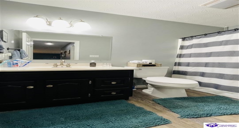 Cheyenne Drive, Campbellsville, Kentucky 42718, ,2 BathroomsBathrooms,For Sale,Cheyenne Drive,HK24003600