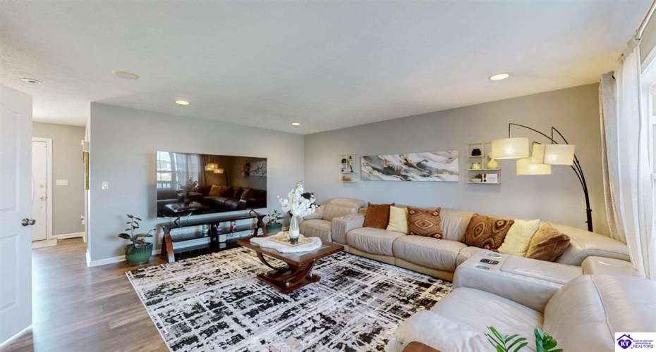 Genrose Drive, Rineyville, Kentucky 40162, ,4 BathroomsBathrooms,For Sale,Genrose Drive,HK24004202