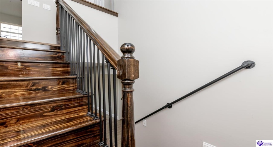 Shelton Road, Radcliff, Kentucky 40160, ,2 BathroomsBathrooms,For Sale,Shelton Road,HK24004206