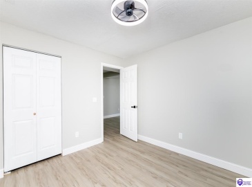 Shelton Road, Radcliff, Kentucky 40160, ,2 BathroomsBathrooms,For Sale,Shelton Road,HK24004206