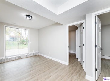 Shelton Road, Radcliff, Kentucky 40160, ,2 BathroomsBathrooms,For Sale,Shelton Road,HK24004206