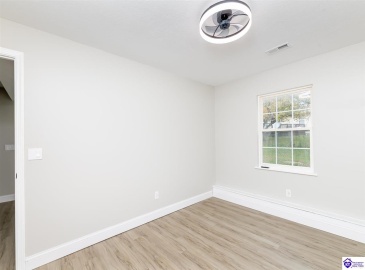 Shelton Road, Radcliff, Kentucky 40160, ,2 BathroomsBathrooms,For Sale,Shelton Road,HK24004206