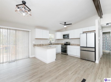 Shelton Road, Radcliff, Kentucky 40160, ,2 BathroomsBathrooms,For Sale,Shelton Road,HK24004206