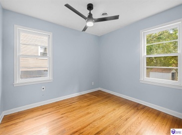 Village Drive, Elizabethtown, Kentucky 42701, ,1 BathroomBathrooms,For Sale,Village Drive,HK24004211