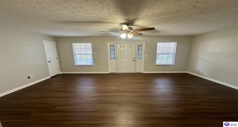 Cherry Hill Drive, Brandenburg, Kentucky 40108, ,2 BathroomsBathrooms,For Sale,Cherry Hill Drive,HK24004212