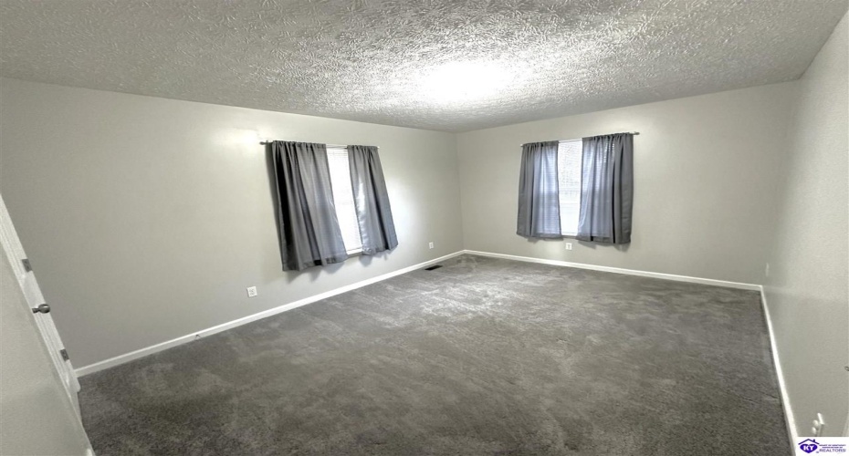 Cherry Hill Drive, Brandenburg, Kentucky 40108, ,2 BathroomsBathrooms,For Sale,Cherry Hill Drive,HK24004212