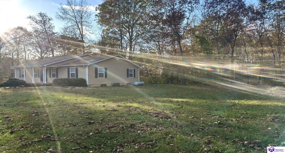 Cherry Hill Drive, Brandenburg, Kentucky 40108, ,2 BathroomsBathrooms,For Sale,Cherry Hill Drive,HK24004212