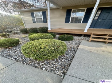 Cherry Hill Drive, Brandenburg, Kentucky 40108, ,2 BathroomsBathrooms,For Sale,Cherry Hill Drive,HK24004212