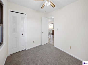 Troy Court, Vine Grove, Kentucky 40175, ,2 BathroomsBathrooms,For Sale,Troy Court,HK24004214