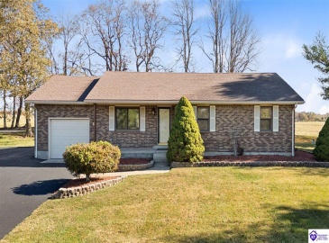 Troy Court, Vine Grove, Kentucky 40175, ,2 BathroomsBathrooms,For Sale,Troy Court,HK24004214