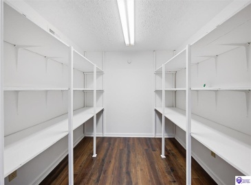 Troy Court, Vine Grove, Kentucky 40175, ,2 BathroomsBathrooms,For Sale,Troy Court,HK24004214