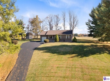 Troy Court, Vine Grove, Kentucky 40175, ,2 BathroomsBathrooms,For Sale,Troy Court,HK24004214