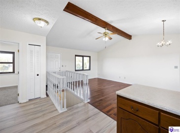 Troy Court, Vine Grove, Kentucky 40175, ,2 BathroomsBathrooms,For Sale,Troy Court,HK24004214