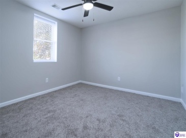 Franklin Court, Radcliff, Kentucky 40160, ,2 BathroomsBathrooms,For Sale,Franklin Court,HK24004221