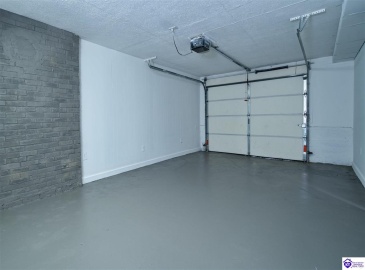 Franklin Court, Radcliff, Kentucky 40160, ,2 BathroomsBathrooms,For Sale,Franklin Court,HK24004221