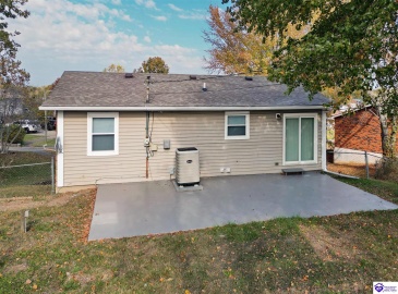 Franklin Court, Radcliff, Kentucky 40160, ,2 BathroomsBathrooms,For Sale,Franklin Court,HK24004221