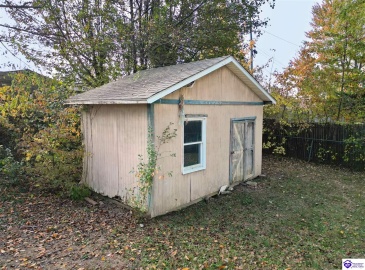 Franklin Court, Radcliff, Kentucky 40160, ,2 BathroomsBathrooms,For Sale,Franklin Court,HK24004221