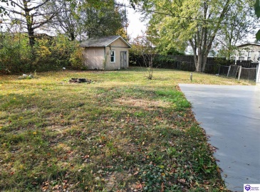 Franklin Court, Radcliff, Kentucky 40160, ,2 BathroomsBathrooms,For Sale,Franklin Court,HK24004221