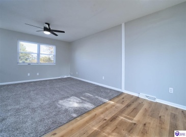 Franklin Court, Radcliff, Kentucky 40160, ,2 BathroomsBathrooms,For Sale,Franklin Court,HK24004221