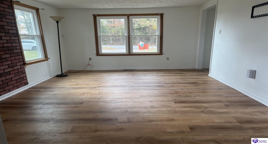 Berrytown Road, Rineyville, Kentucky 40162, ,1 BathroomBathrooms,For Sale,Berrytown Road,HK24004224