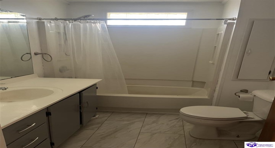 Berrytown Road, Rineyville, Kentucky 40162, ,1 BathroomBathrooms,For Sale,Berrytown Road,HK24004224