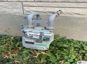 Huberta Drive, Louisville, Kentucky 40216-1214, ,2 BathroomsBathrooms,For Sale,Huberta Drive,HK24004227