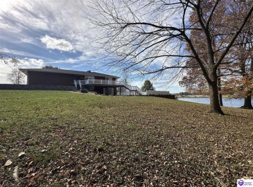 Lakeview Drive, Campbellsville, Kentucky 42718, ,4 BathroomsBathrooms,For Sale,Lakeview Drive,HK24004228