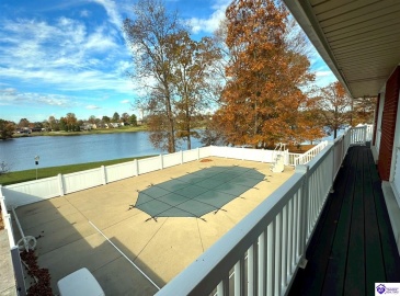 Lakeview Drive, Campbellsville, Kentucky 42718, ,4 BathroomsBathrooms,For Sale,Lakeview Drive,HK24004228