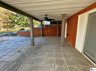 Lakeview Drive, Campbellsville, Kentucky 42718, ,4 BathroomsBathrooms,For Sale,Lakeview Drive,HK24004228