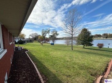 Lakeview Drive, Campbellsville, Kentucky 42718, ,4 BathroomsBathrooms,For Sale,Lakeview Drive,HK24004228