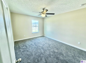 Dixon Circle, Vine Grove, Kentucky 40175, ,4 BathroomsBathrooms,For Sale,Dixon Circle,HK24004229