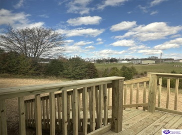 Carriewood Drive, Cecilia, Kentucky 42724, ,2 BathroomsBathrooms,For Sale,Carriewood Drive,HK24004230